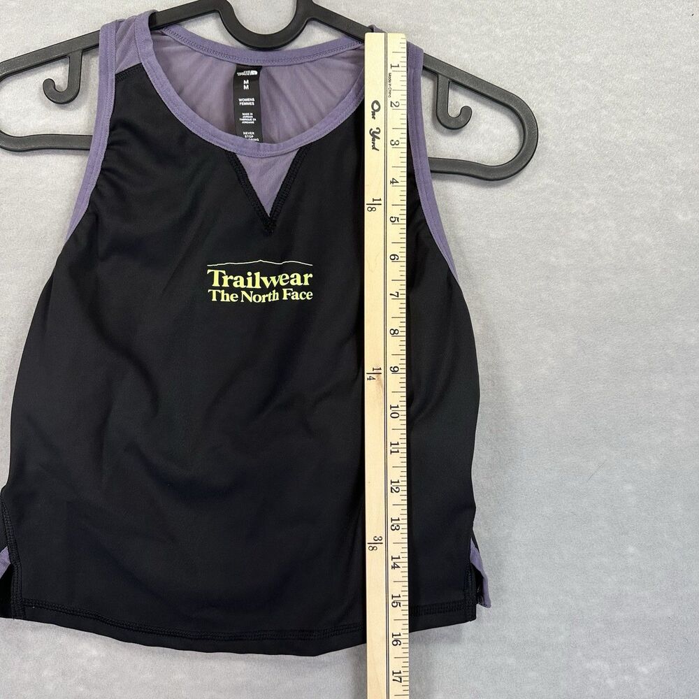 The North Face Women's M Trailwear Sports Tank Bra Never Stop Exploring Black - Picture 6 of 11